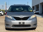2013 Toyota Sienna LE 8 Passenger