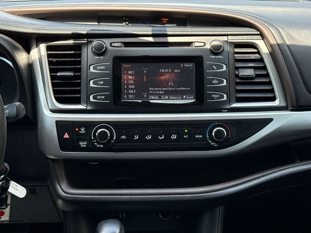 2015 Toyota Highlander LE