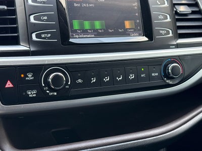 2015 Toyota Highlander LE