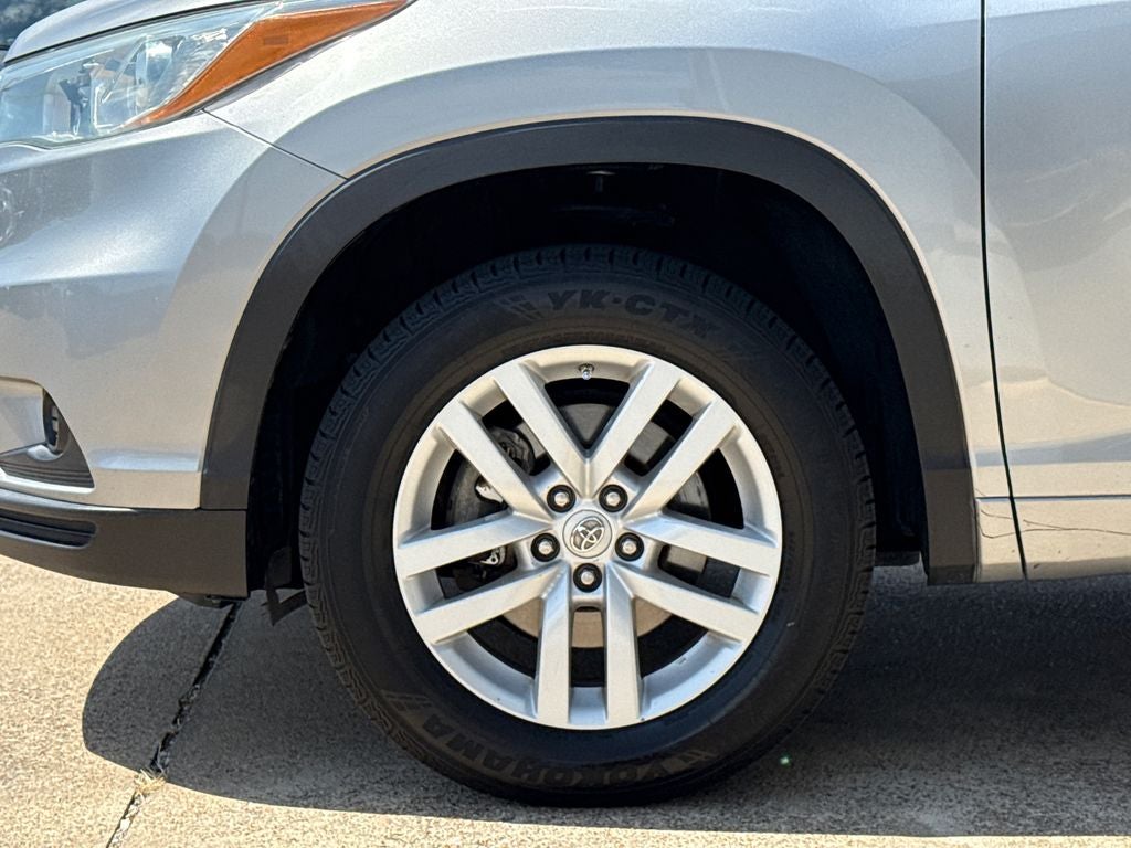 2015 Toyota Highlander LE