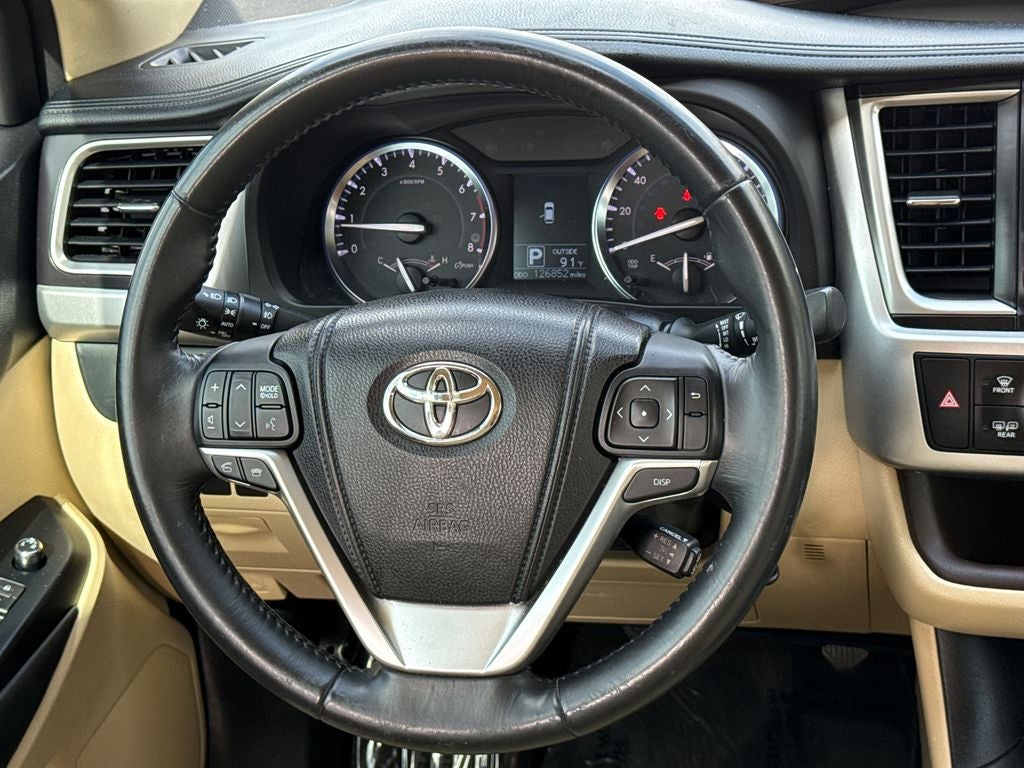 2014 Toyota Highlander LE Plus V6