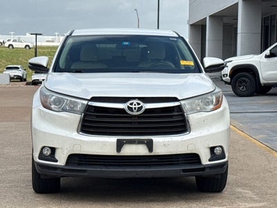 2014 Toyota Highlander LE Plus V6