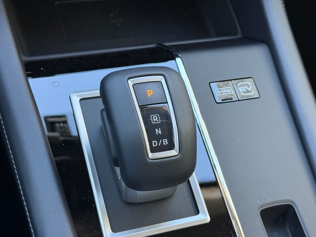 2026 Nissan Rogue Hybrid SL