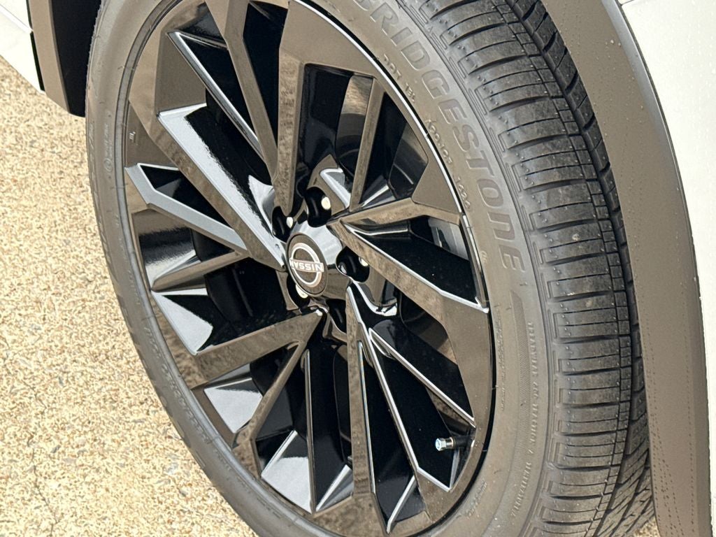 2026 Nissan Rogue Plug-In Hybrid Platinum