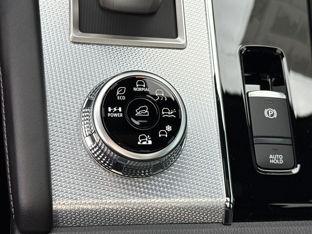 2026 Nissan Rogue Plug-In Hybrid Platinum