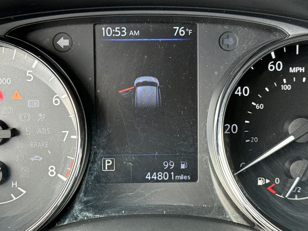 2022 Nissan Rogue Sport SV