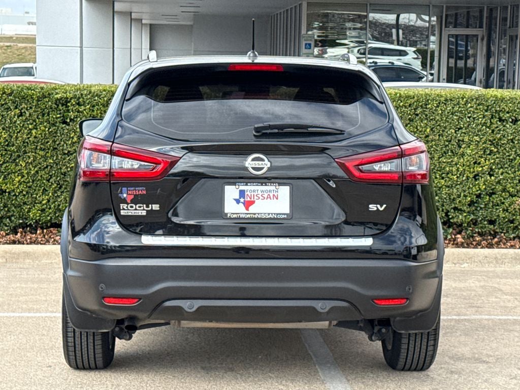 2022 Nissan Rogue Sport SV