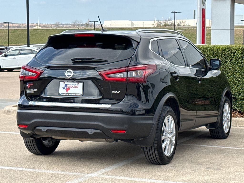 2022 Nissan Rogue Sport SV