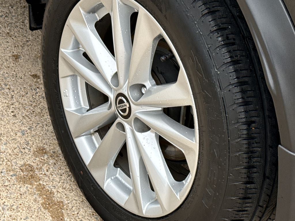 2019 Nissan Rogue Sport SV