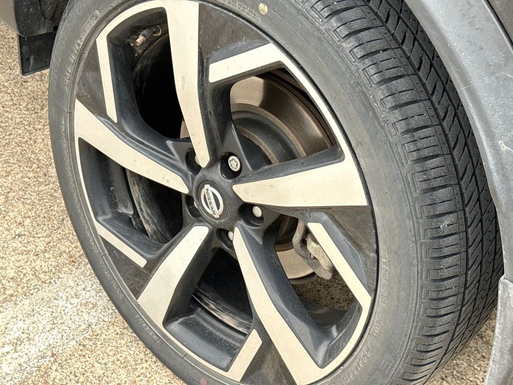 2022 Nissan Rogue Sport SL