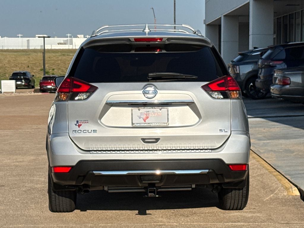 2017 Nissan Rogue SL
