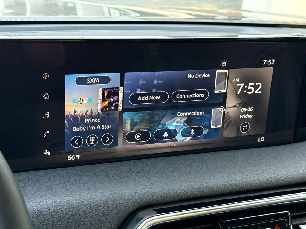 2025 Nissan Armada SV