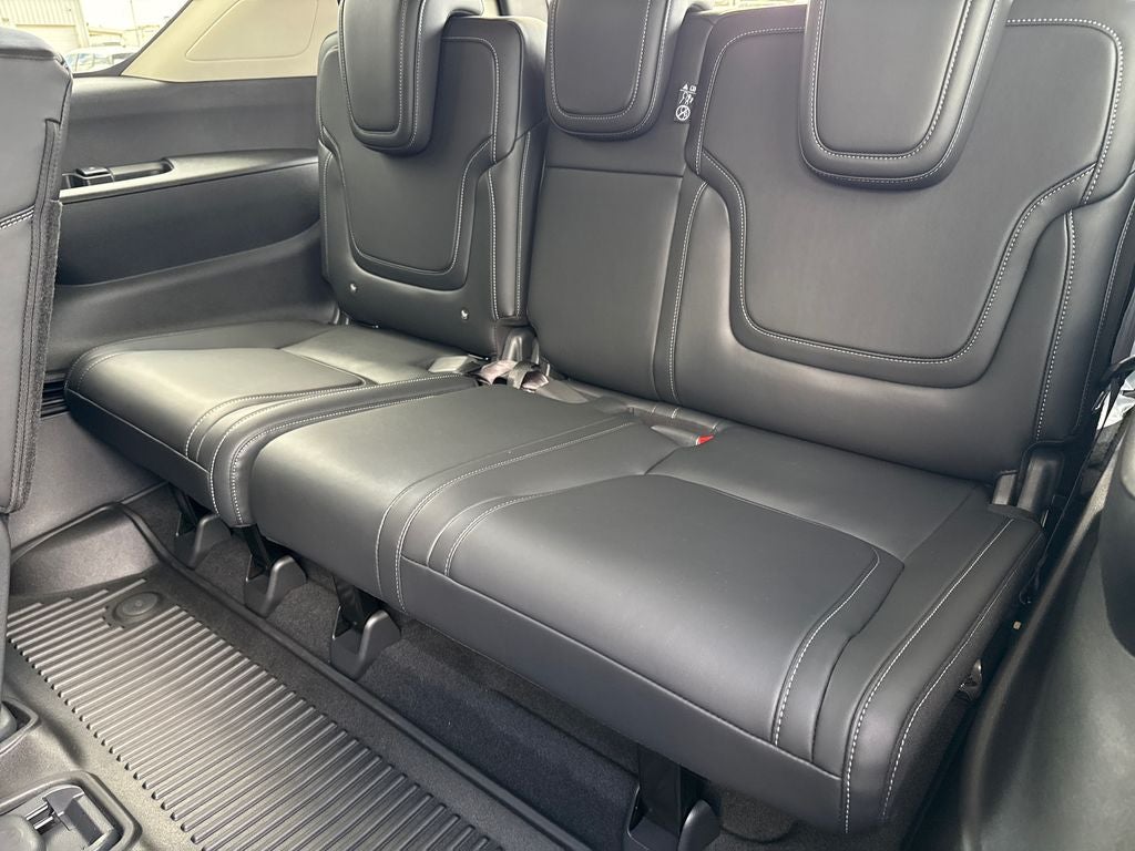 2026 Nissan Armada SV
