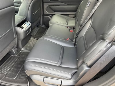 2026 Nissan Armada SV