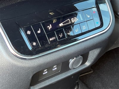 2025 Nissan Armada Platinum