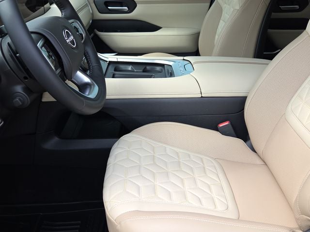 2025 Nissan Armada Platinum