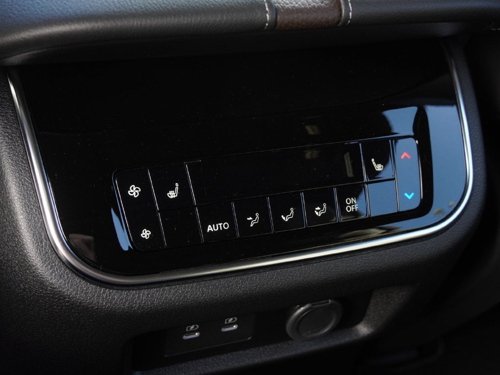 2027 Nissan Armada Platinum