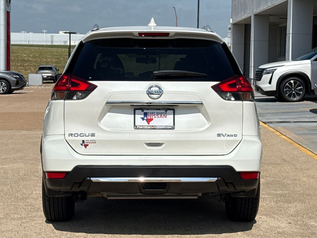 2018 Nissan Rogue SV