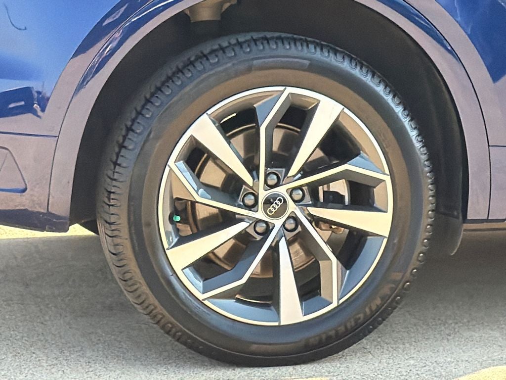 2023 Audi Q5 45 S line Premium quattro