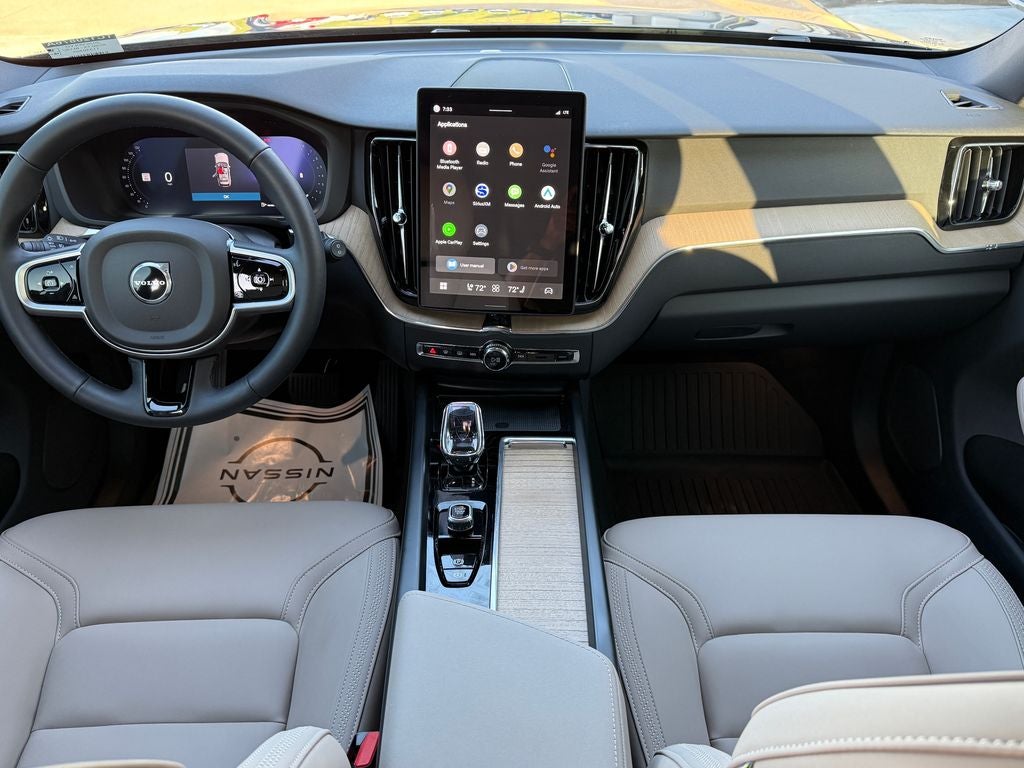 2026 Volvo XC60 B5 Core