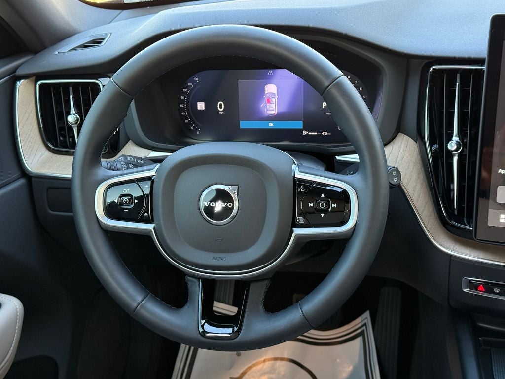 2026 Volvo XC60 B5 Core