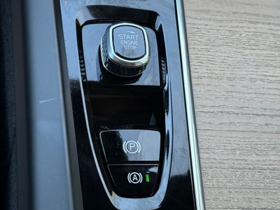 2026 Volvo XC60 B5 Core