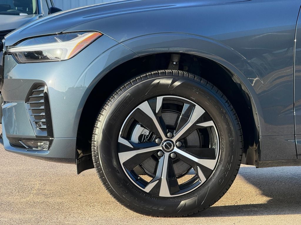 2026 Volvo XC60 B5 Core