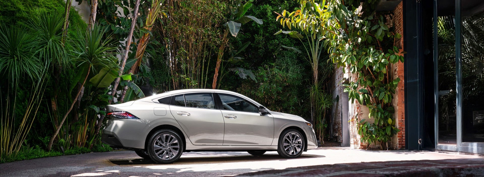 2026 nossan sentra parked in city