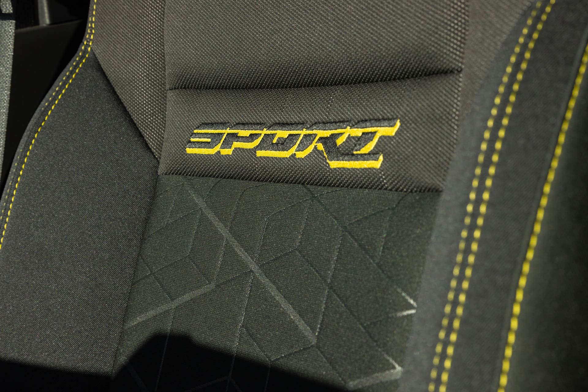2027 Nissan Frontier interior