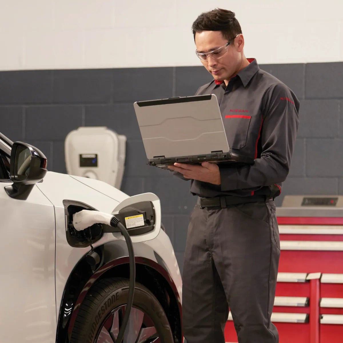 2026 Nissan Rogue Plug-In Hybrid service at Fort Worth Nissan